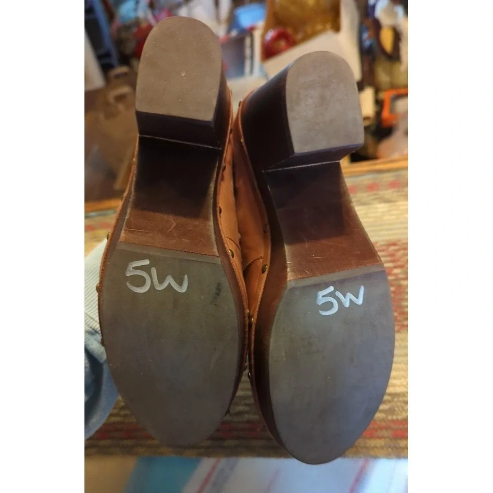 Latigo Womens Tan Leather‎ Wood Sole Platform Shoes Anthropologie 9M Closed Toe
